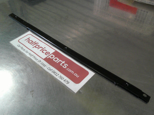 Daewoo Nubira Genuine Right Hand Rear Bumper Bar Reinforcement New Part