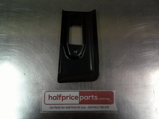 Holden VE Commodore/WM Statesman Genuine Right Hand Front Crossmember Bracket New Part