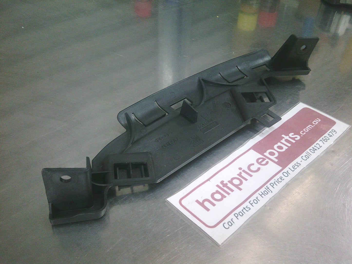 Holden VE Commodore Genuine Right Hand Side Front Bumper Bar Bracket - New Part