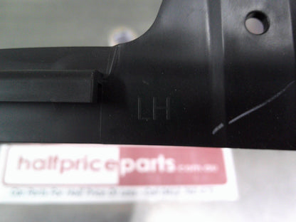 Holden RG Colorado Genuine Left Hand Front Tire Deflector Bumper Trim New Part