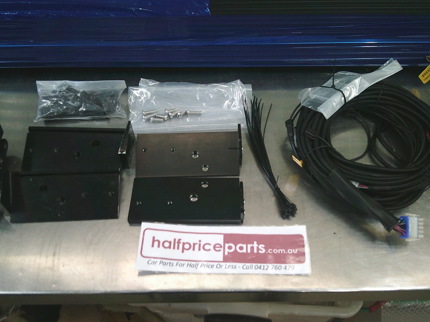 QLD Bull Bars Electric Side Step Kit Suits VW Amarok Dual Cab New Part