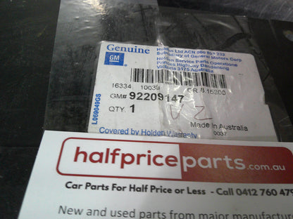 Holden VY/VZ Adventra Genuine Right Hand Front Inner Guard Liner (Splash Guard) New Part