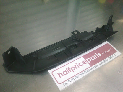 Holden WN Caprice Genuine Left Hand Front Bumper Bar Bracket - New Part