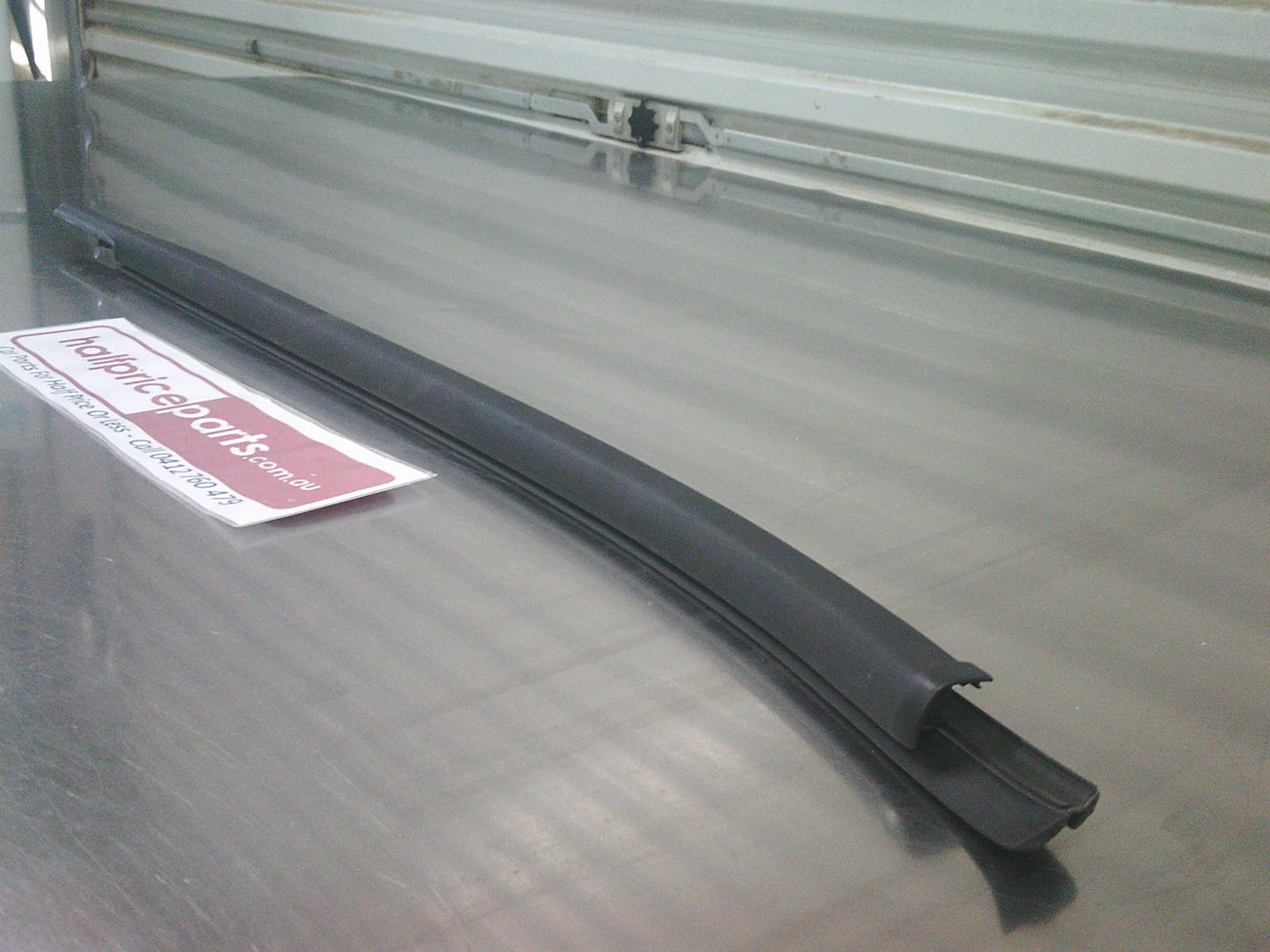 Holden RG Colorado Crew Cab Genuine Passenger Rear Door Window Belt Moulding New Part