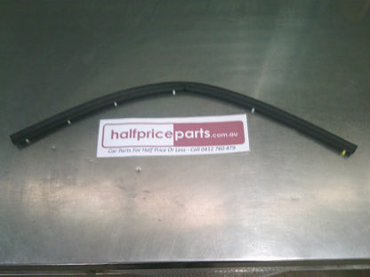 Holden Epica Genuine Right Hand Front Bonnet Seal New Part