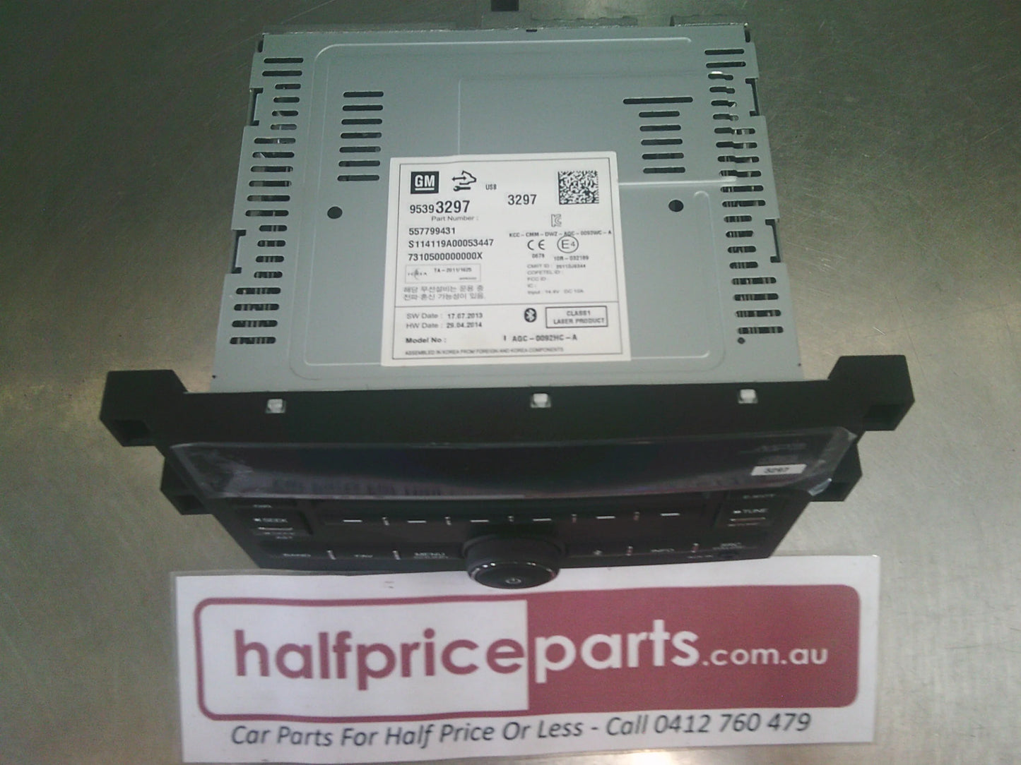 Holden CG7 Captiva Genuine MP3 Player CD AM-FM Radio Head Unit Assembly New Part