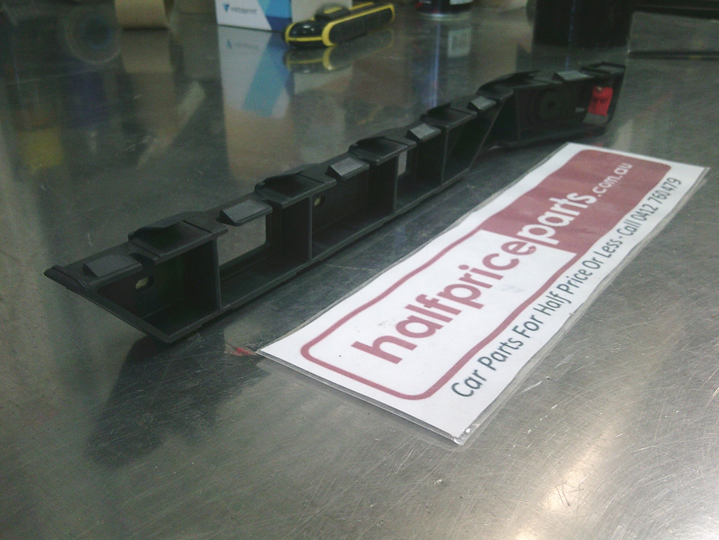 Holden Astra Genuine Right Rear Bumper Mounting Bracket Holder - New Part