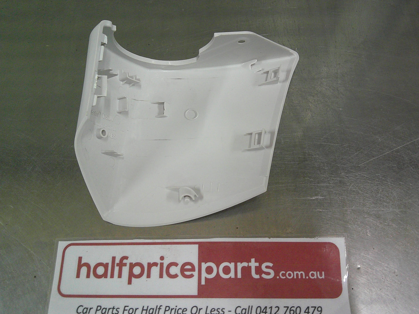Holden Trax Genuine Right Hand Front Outer Side Door Mirror Bracket Cover (Unpainted) New Part
