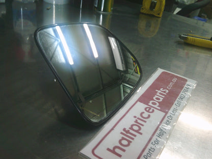 Holden CG5 Captiva Genuine Right Hand Outer Folding Mirror Glass (Replacement) New Part