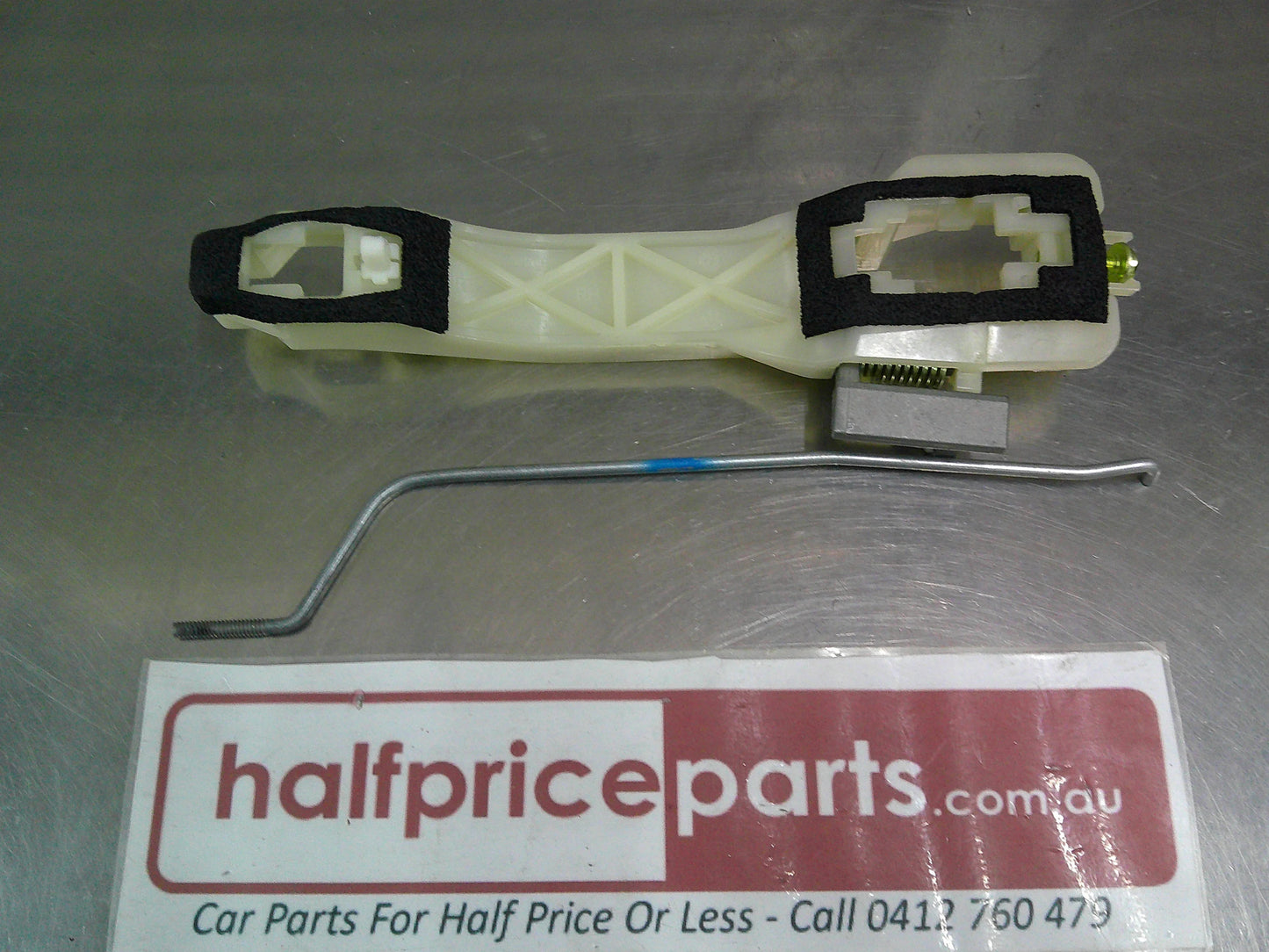 Holden CG Captiva Genuine Right Hand Front Door Handle Inner Hardware New Part