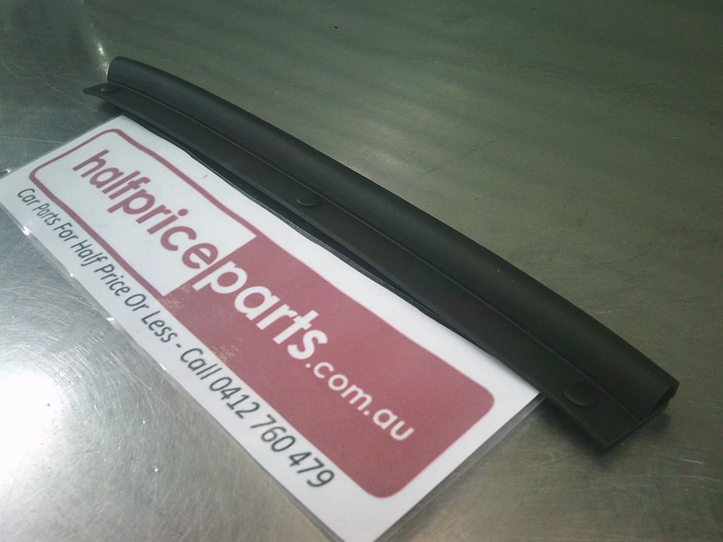 Holden CG Captiva Genuine Left Hand Front Bonnet Hood Seal New Part