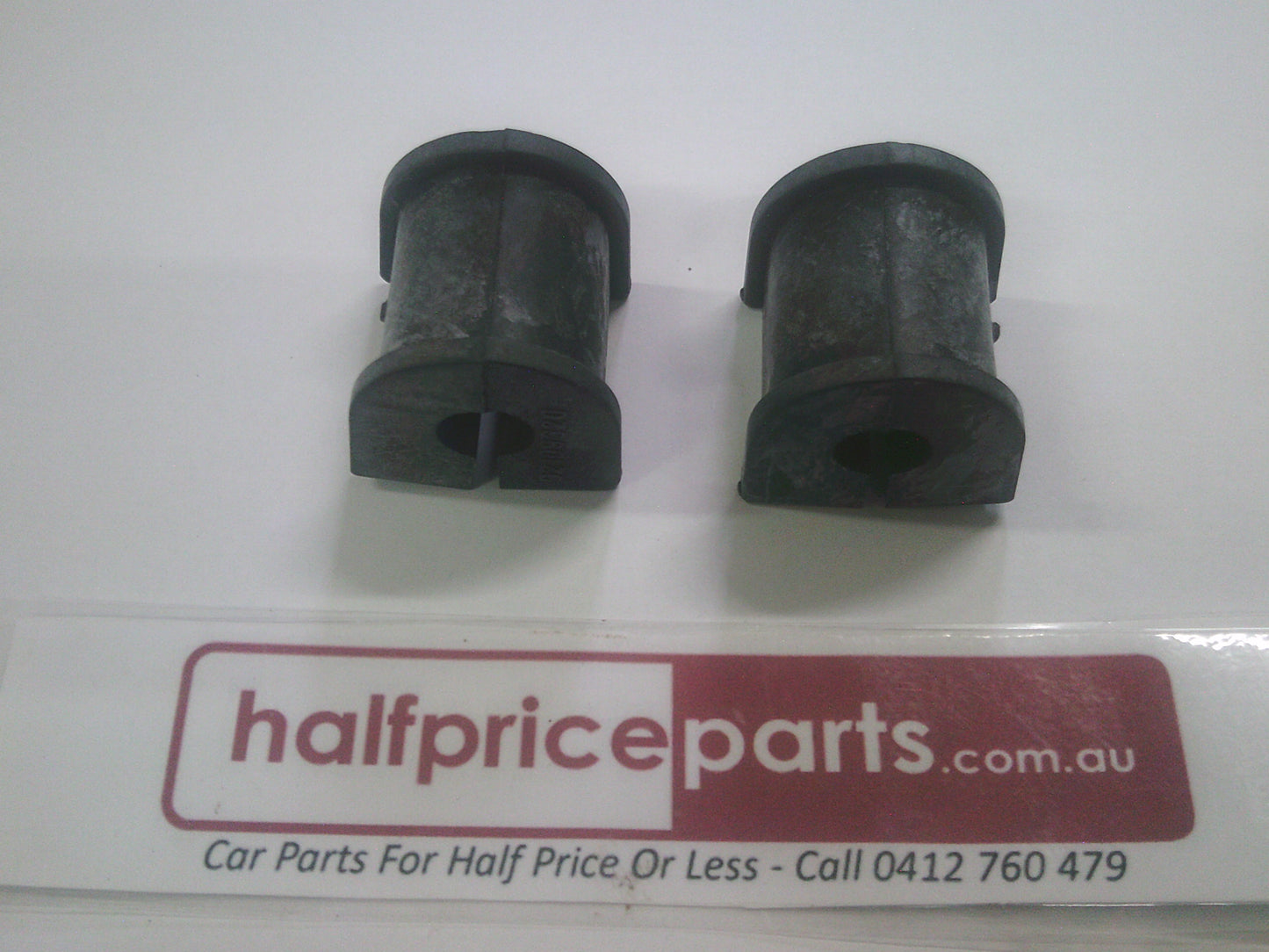 Holden VT/VX/VY/VZ Commodore Genuine Rear Sway Bar Bushing Pair New Part