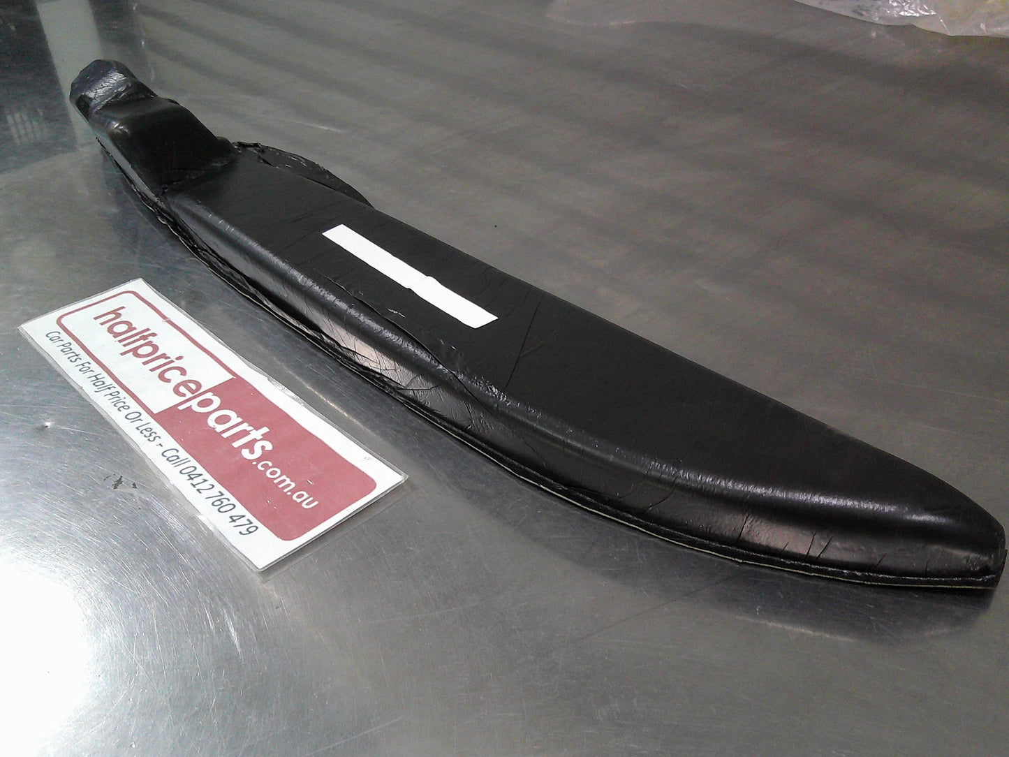 Holden CG5 Captiva Maxx Genuine Front Right Hand Door Pillar Insulator New Part.