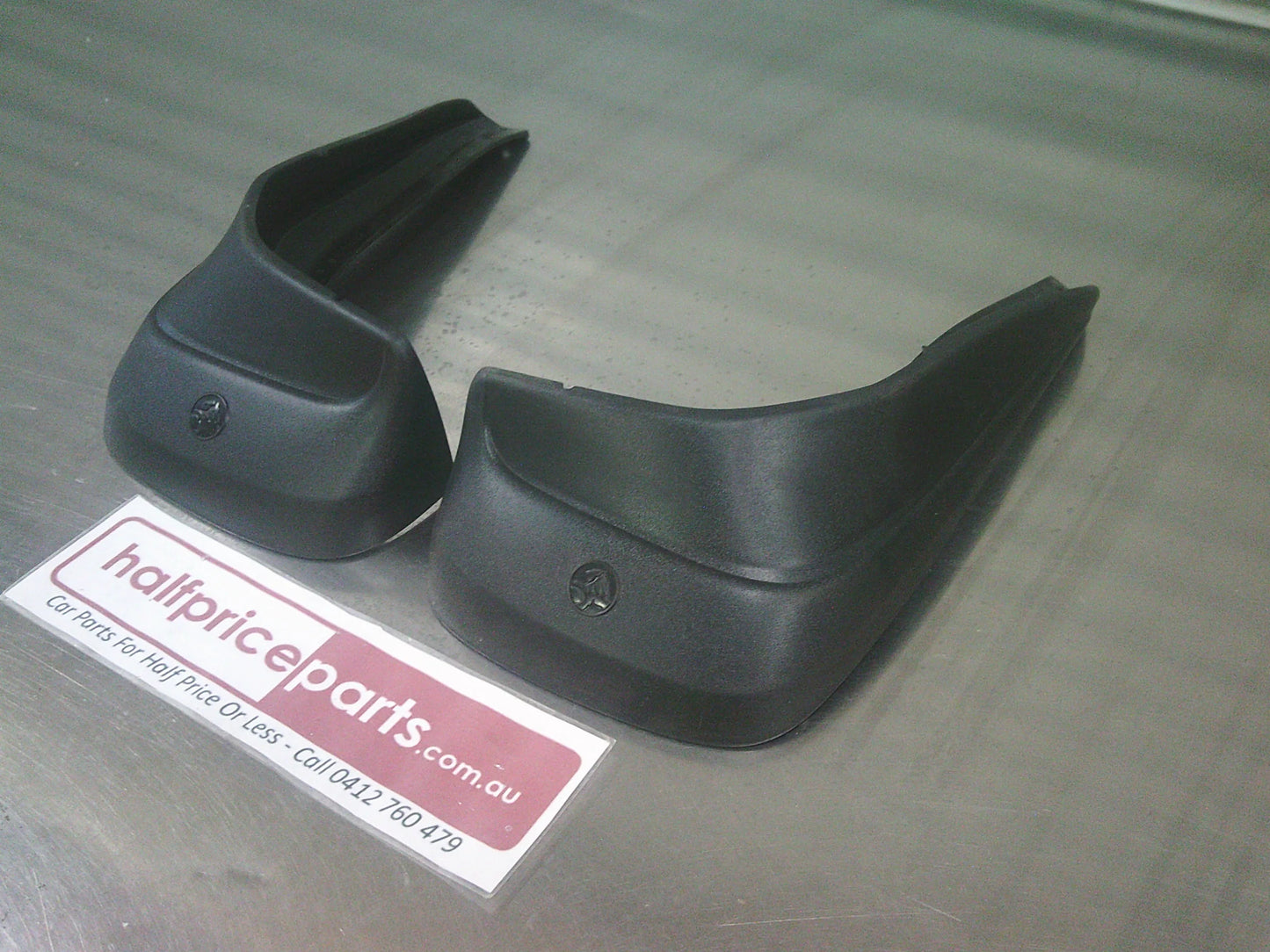 Holden VY-VZ Acclaim/Executive Genuine Rear Mud Flap Set New Part