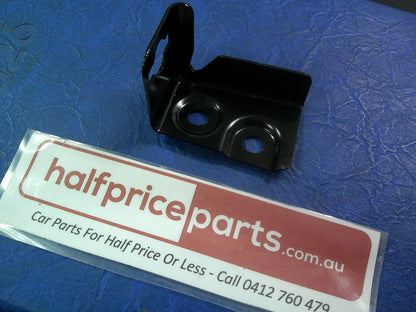 Holden Astra J Genuine Right Hand Front Headlight Top/Bottom Mounting Bracket New Part