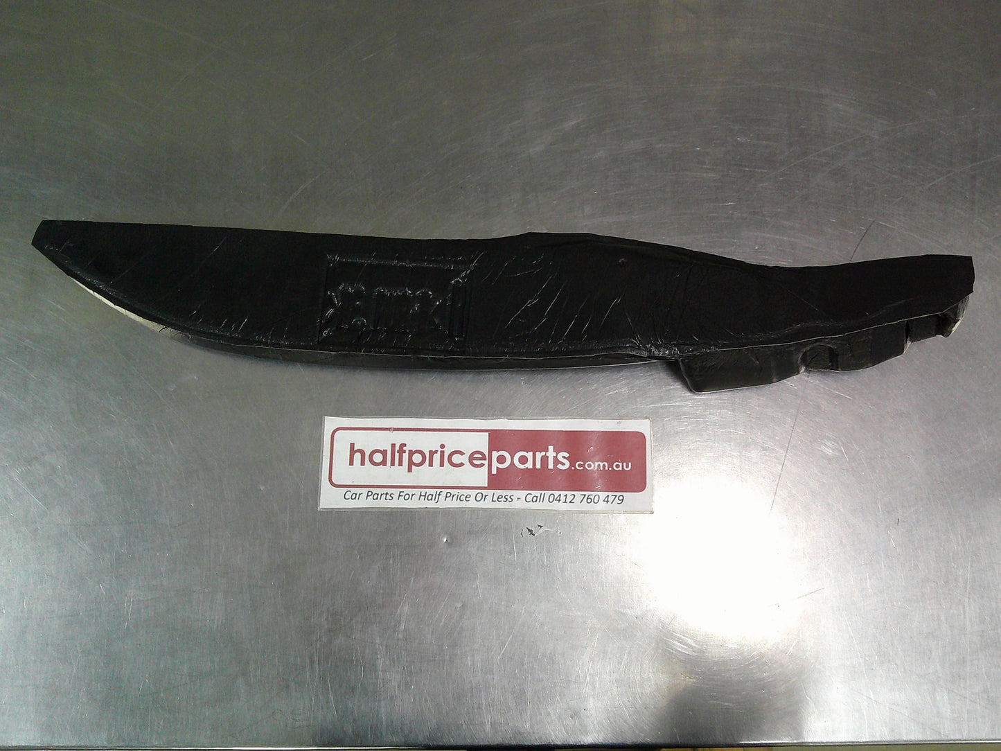 Holden CG5 Captiva Maxx Genuine Front Right Hand Door Pillar Insulator New Part.