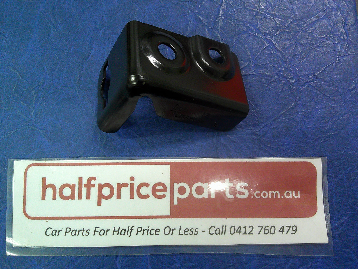 Holden Astra J Genuine Right Hand Front Headlight Top/Bottom Mounting Bracket New Part