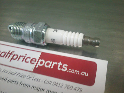NGK Spark Plug Suits Holden Commodore/Caprice/Statesman/Ford Falcon/Vauhall/ Bedford - New Part