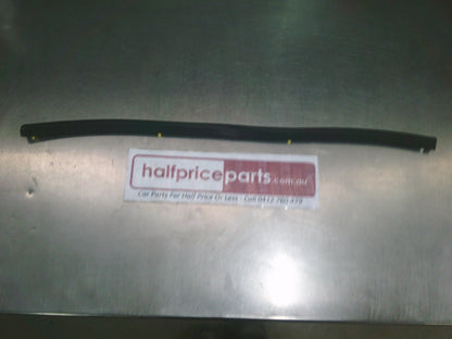 Holden CG Captiva Sport Genuine Front Lower Door Weatherstrip - New Part