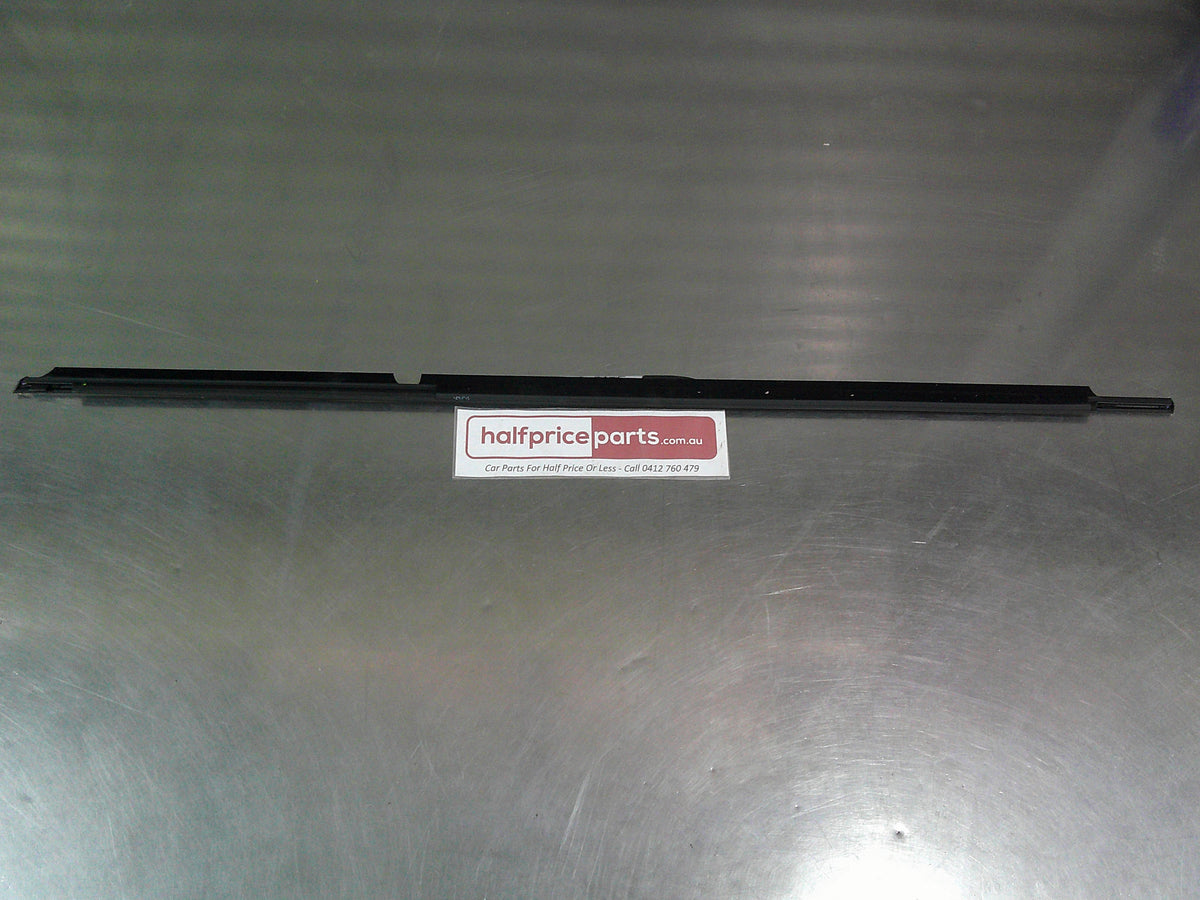 Toyota Camry ASV50 Genuine Left Hand Rear Door Belt Moulding New Part