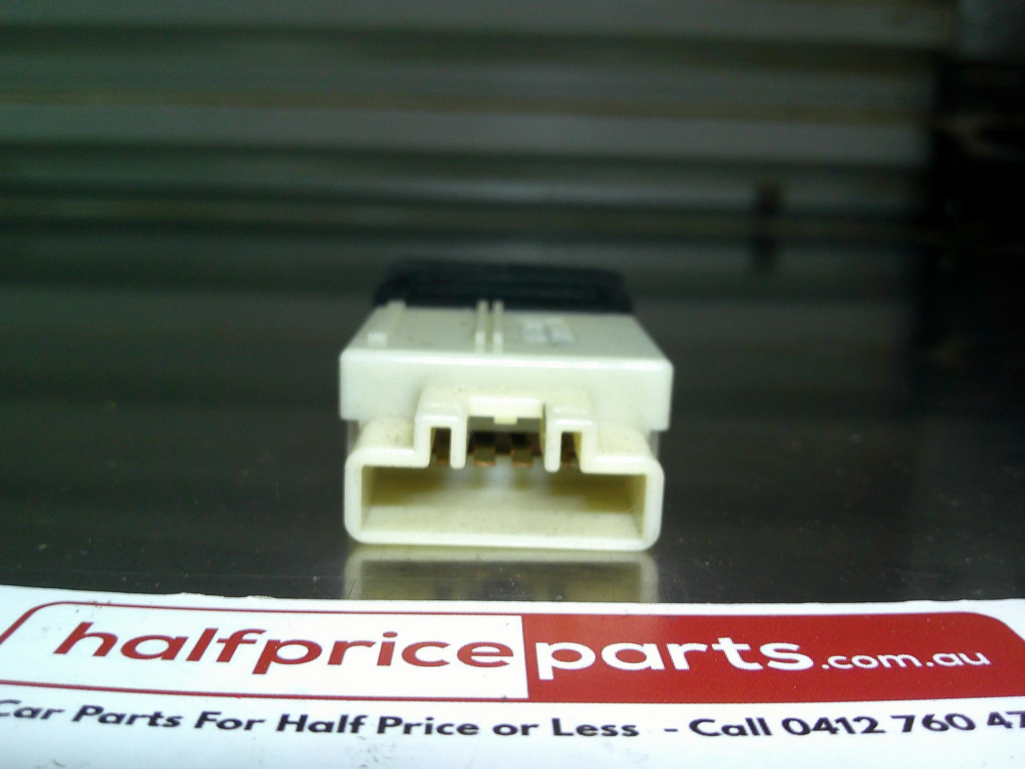 Holden RA Rodeo Genuine Light And Phone Switch New Part