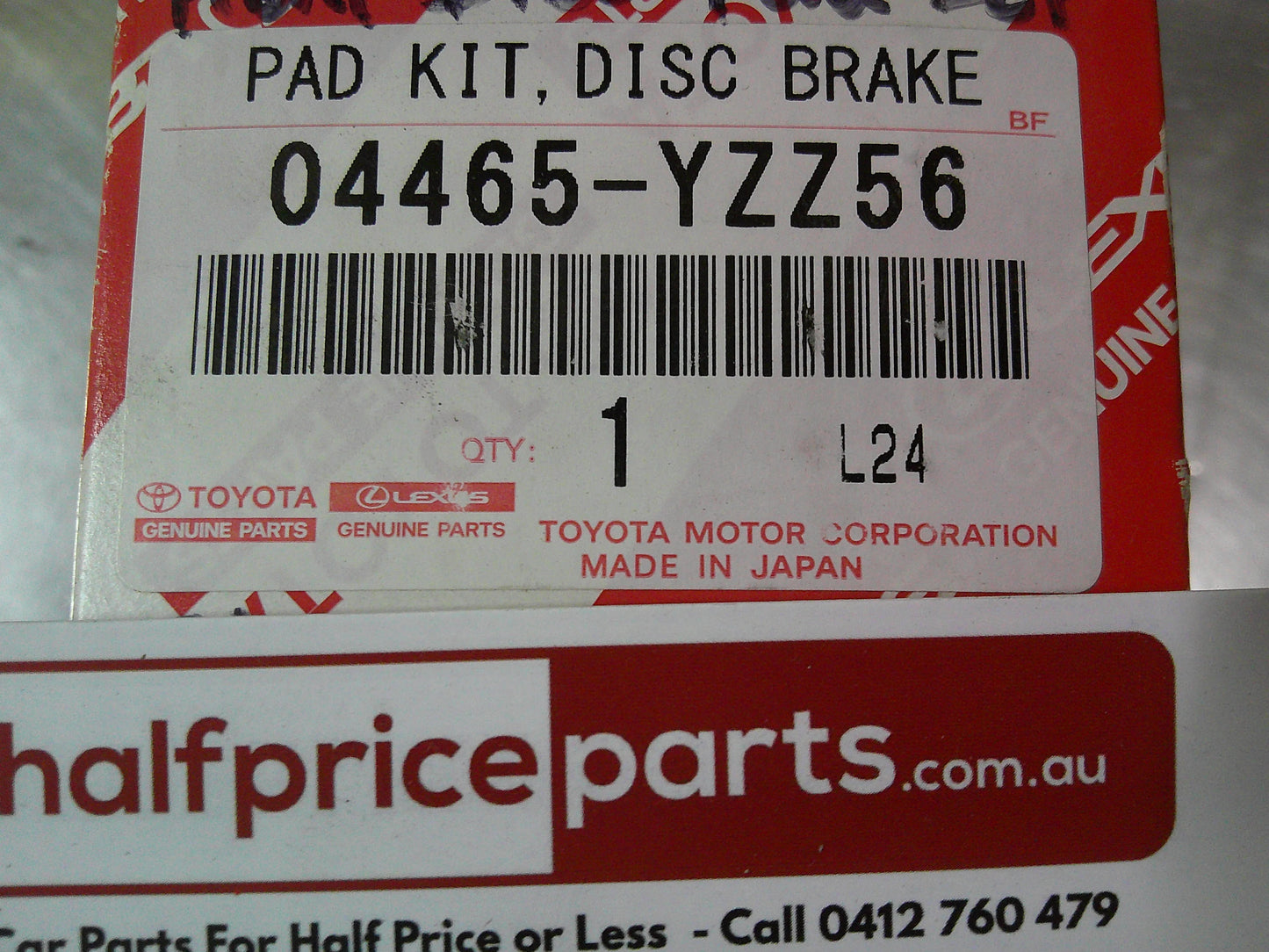 Toyota Hilux 2WD Genuine Front Disc Brake Pad Set New Part