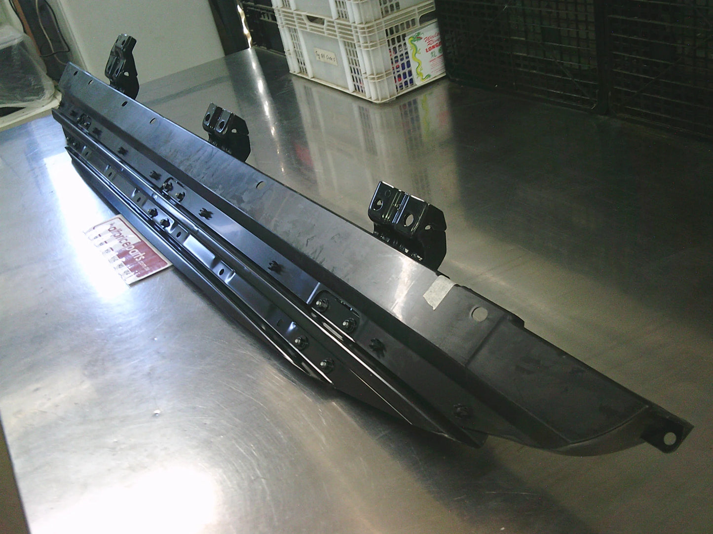 Holden CG Captiva 7 Genuine Right Hand Step Assy New Part