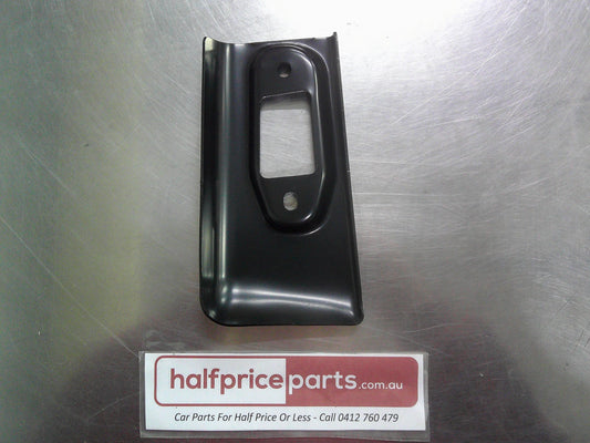 Holden VE Commodore/WM Statesman Genuine Left Hand Front Crossmember Bracket New Part