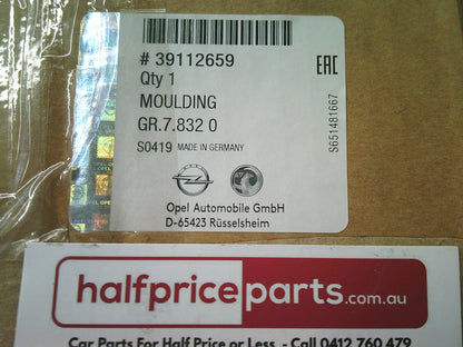 Holden Commodore ZB Wagon Genuine Right Hand Rear Bumper Facia Moulding New Part