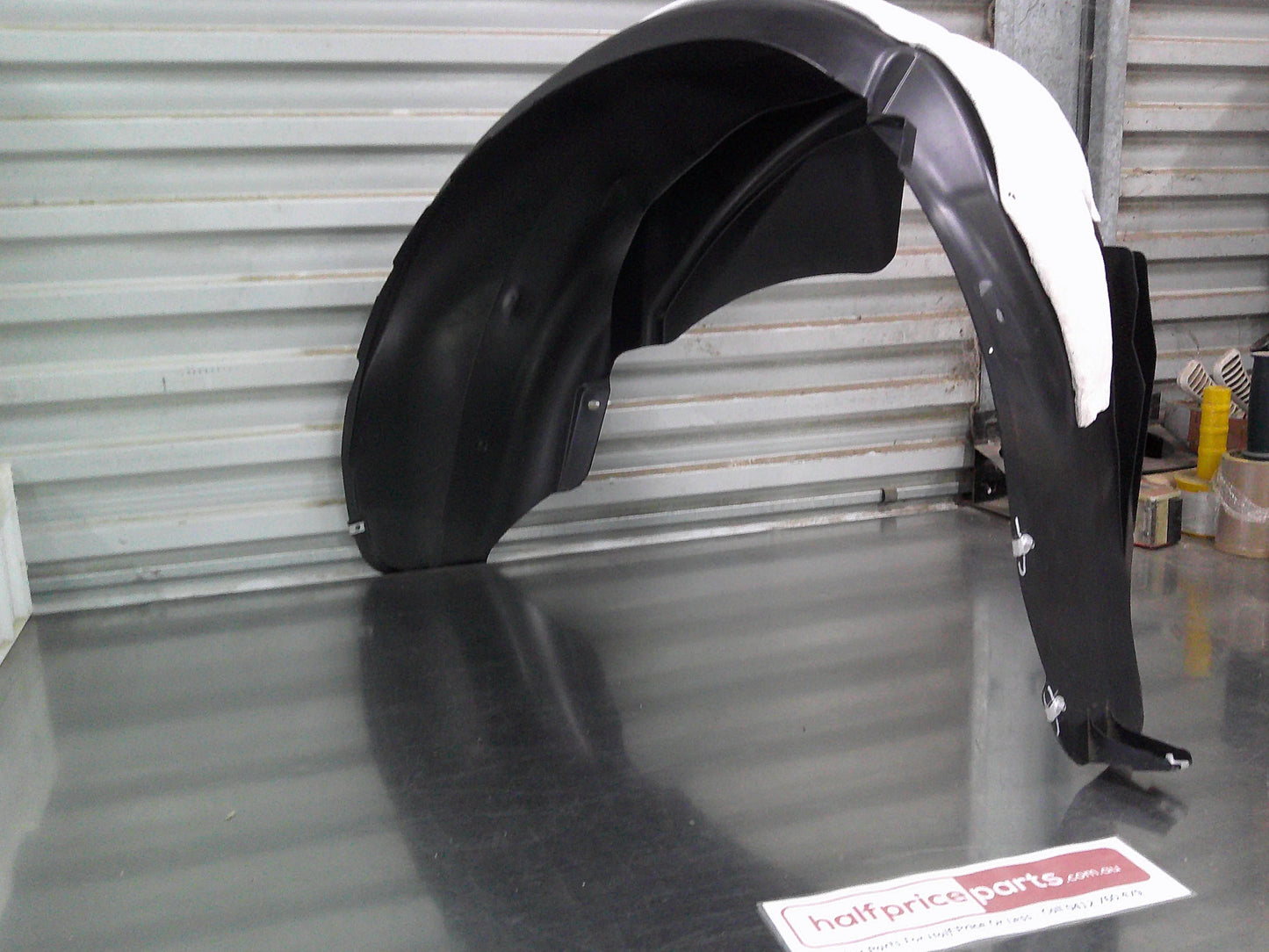 Holden CG Captiva Genuine Left Hand Rear Inner Wheel Housing Liner New Part