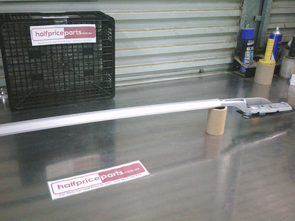 Nissan X-Trail T32 Genuine Left Hand Roof Rail - New Part.