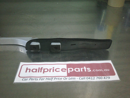 Nissan X-Trail T32 Genuine Left Hand Roof Rail - New Part.