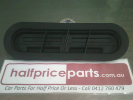 Holden HSV E2 GTS VE Commodore Genuine Left Hand Front Lower Bonnet Scoop Rubber (Passenger) New Part