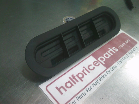 Holden HSV E2 GTS VE Commodore Genuine Left Hand Front Lower Bonnet Scoop Rubber (Passenger) New Part