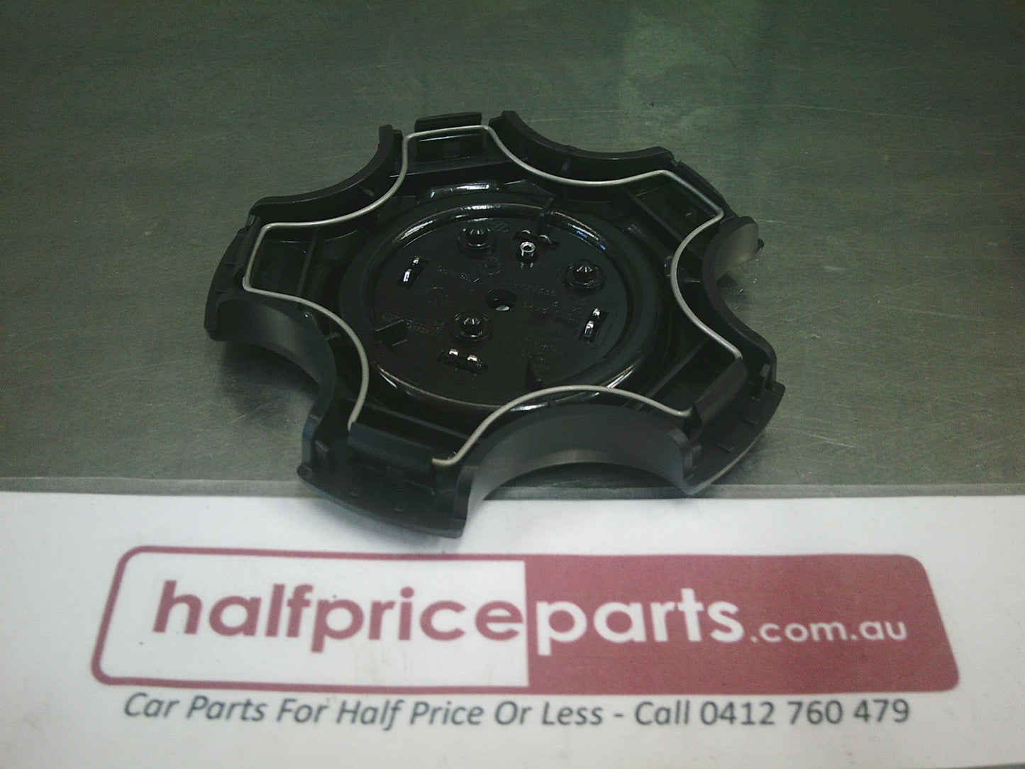 Holden VE Commodore Genuine Alloy Wheel Centre Cap - New Part