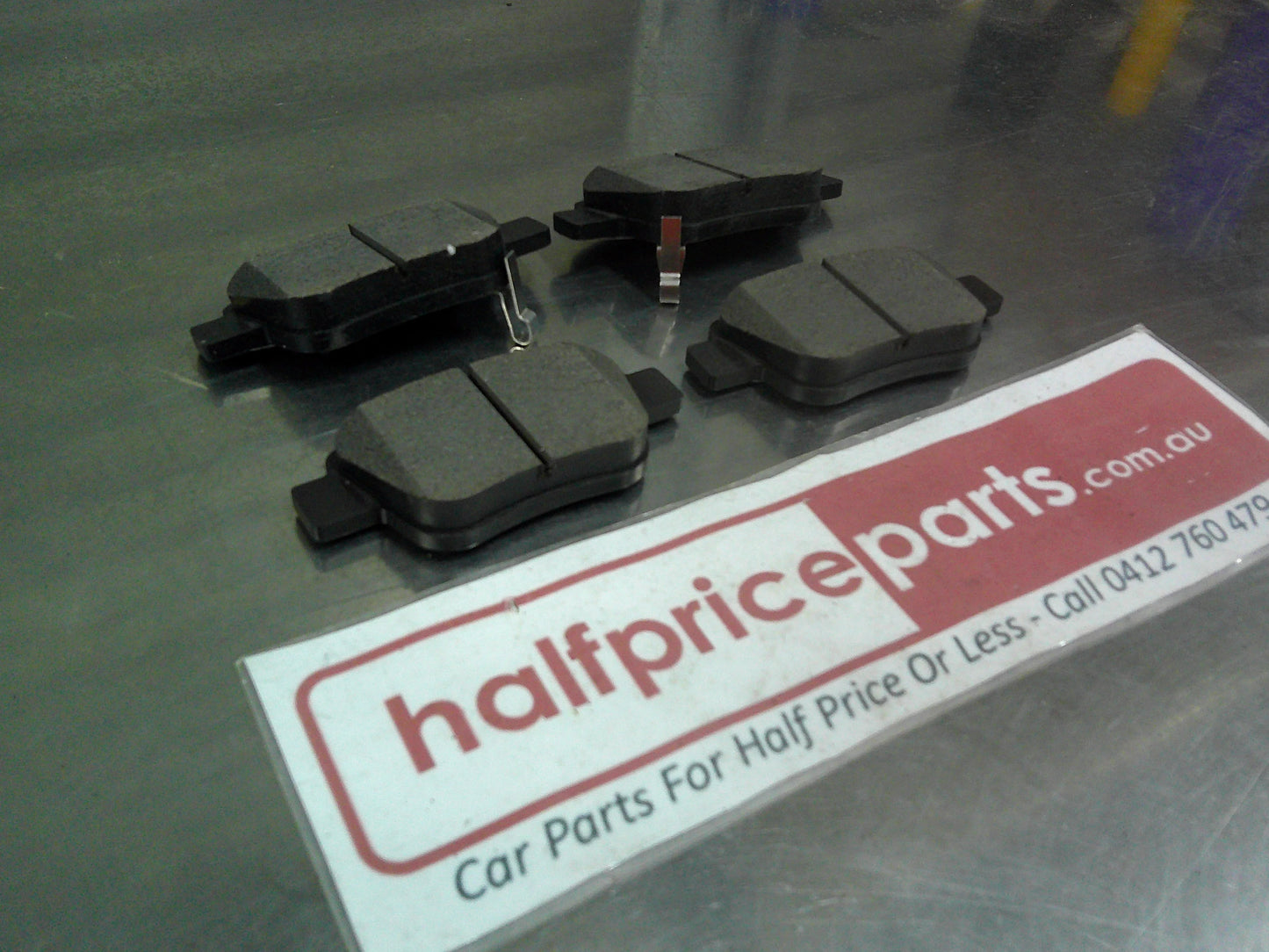 Toyota Tarago Genuine Rear Disc Brake Pad Set New Part
