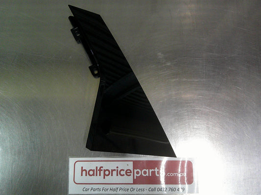 Land Rover Range Rover Evoque Genuine Left Hand Rear Door Applique Finisher New Part