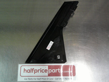 Land Rover Range Rover Evoque Genuine Left Hand Rear Door Applique Finisher New Part