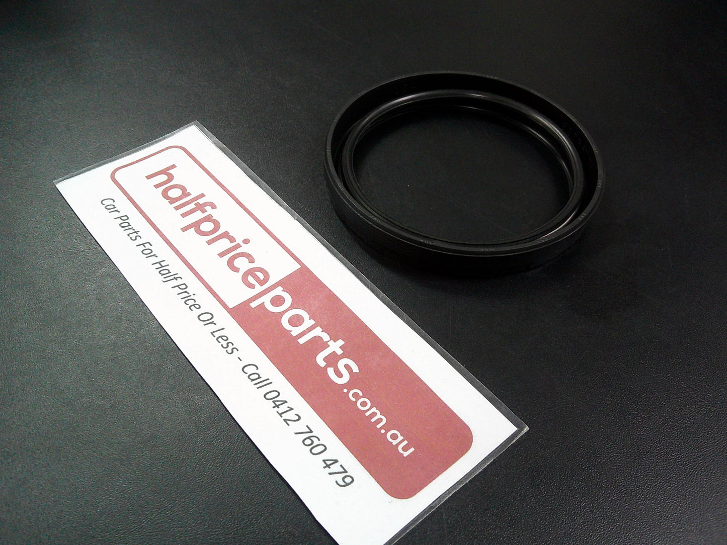 Holden VS/VT/VY/VX/VY Commodore/WH/WK Statesman V6 Genuine Rear Main Oil Seal New Part