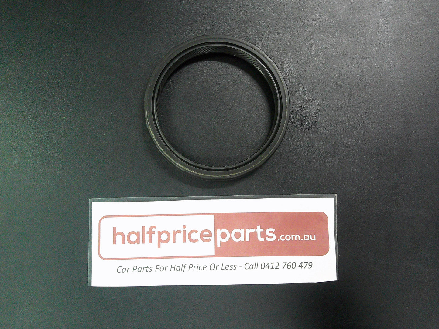 Holden VS/VT/VY/VX/VY Commodore/WH/WK Statesman V6 Genuine Rear Main Oil Seal New Part
