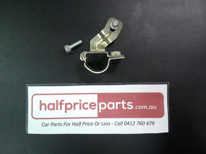 Holden VF Commodore Genuine Front Sway Bar Bracket New Part