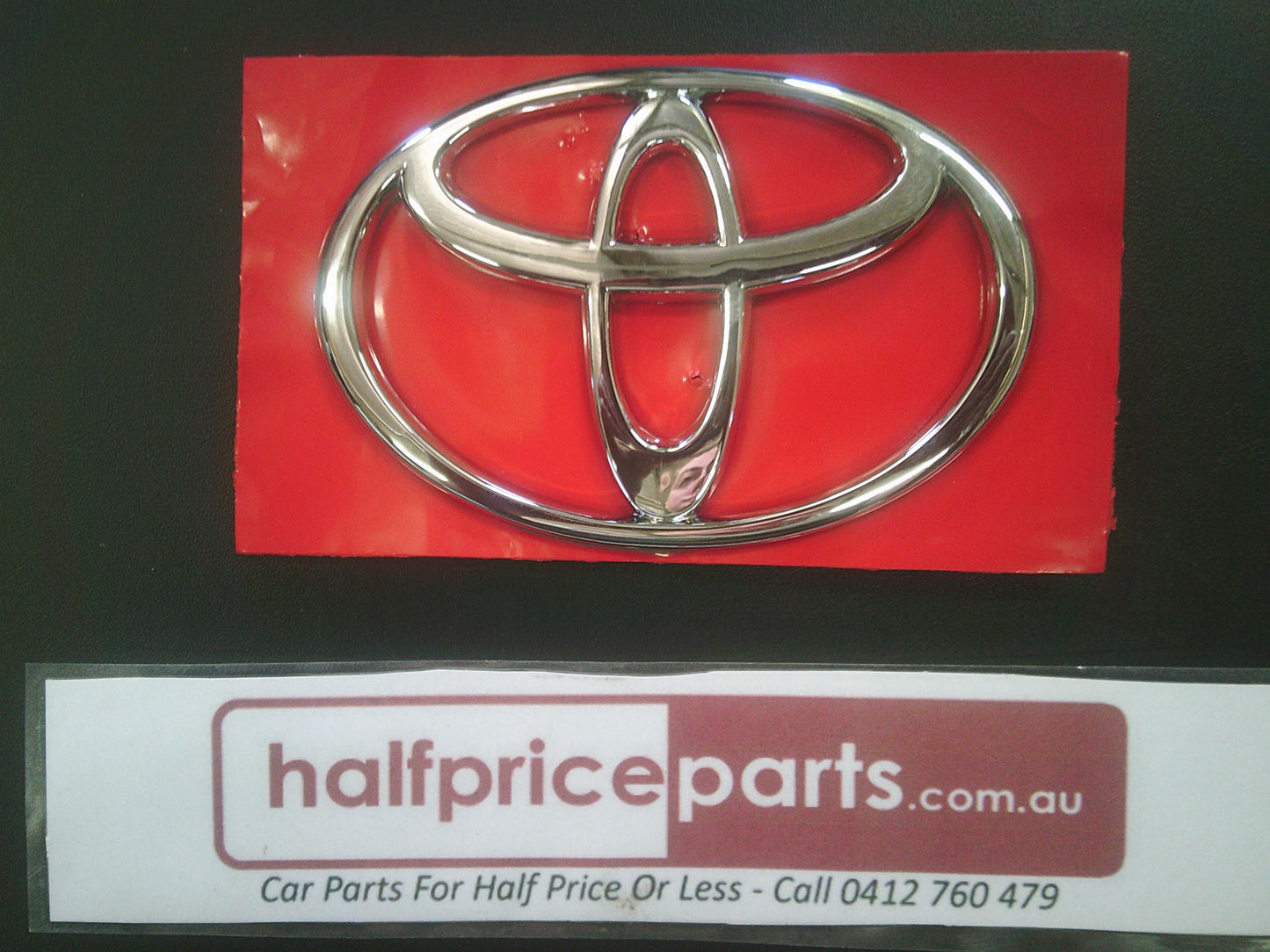 Toyota Camry ACV36 Genuine Rear Boot Chrome Emblem New Part