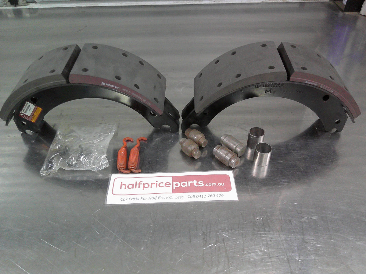 Meritor Brake Shoe Suits Kenworth C Series C500/C501/C508/C509/C510/C540 (Missing 1 Spring) New Part
