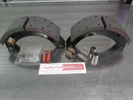Meritor Brake Shoe Suits Kenworth C Series C500/C501/C508/C509/C510/C540 (Missing 1 Spring) New Part