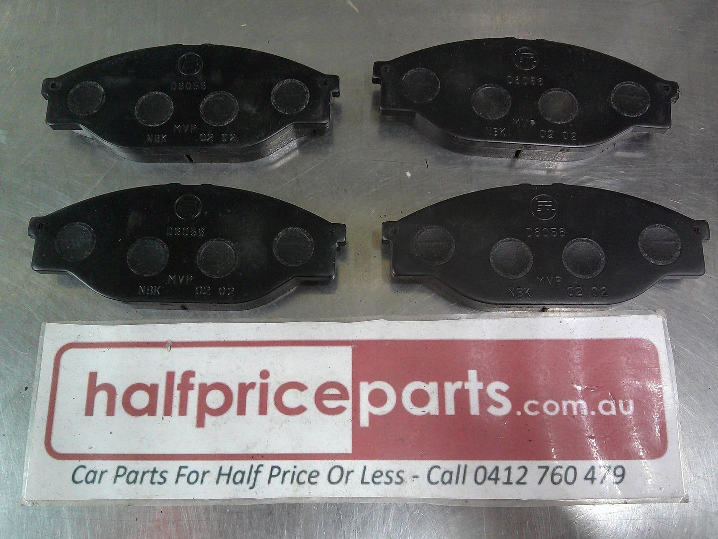 Toyota Hiace Genuine Front Disc Brake Pad Set New Part