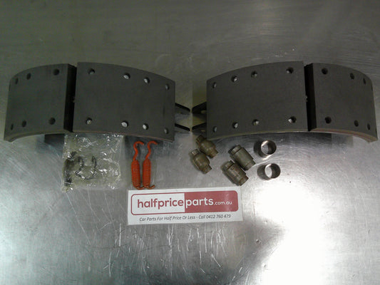 Meritor Brake Shoe Suits Kenworth C Series C500/C501/C508/C509/C510/C540 (Missing 1 Spring) New Part