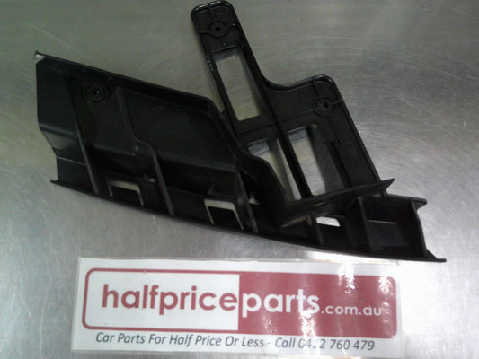 Holden VF SS Commodore Genuine Front Left Hand Outer Bracket Bumper New Part
