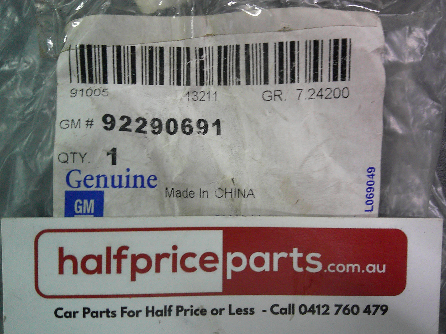Holden VF Commodore Genuine Front Sway Bar Bracket New Part