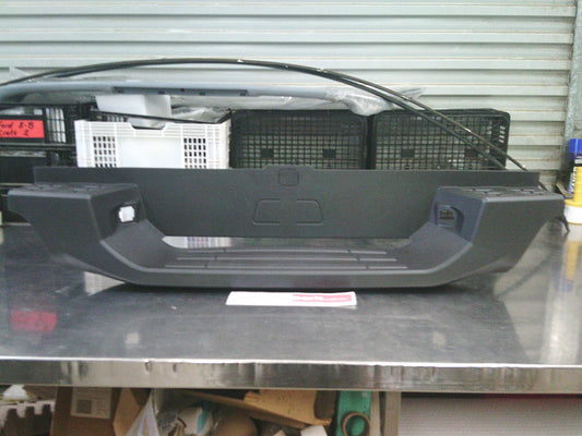 Holden RG Colorado Genuine Rear Bumper Step Center Plastic Protector Trim New Part