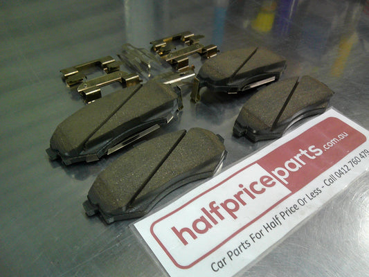 Hyundai Elantra Genuine Front Disc Brake Pad Set New Part